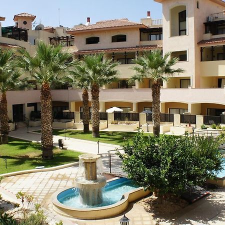 Townhouse Queens Gardens Paphos Eksteriør billede